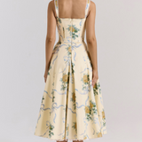 Valentīnas mežģīņu korsetes kleita