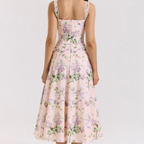 Valentīnas mežģīņu korsetes kleita