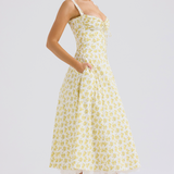 Valentīnas mežģīņu korsetes kleita