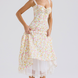 Valentīnas mežģīņu korsetes kleita