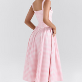 Sesīlijas formas kleita