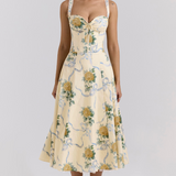 Valentīnas mežģīņu korsetes kleita