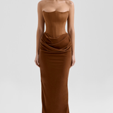 Lilijas formas garā kleita 