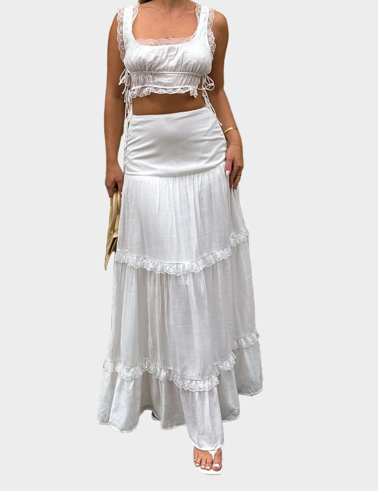 Amalia divdaļīgs romantiska stila komplekts ar īsu topu un elegantiem gariem svārkiem