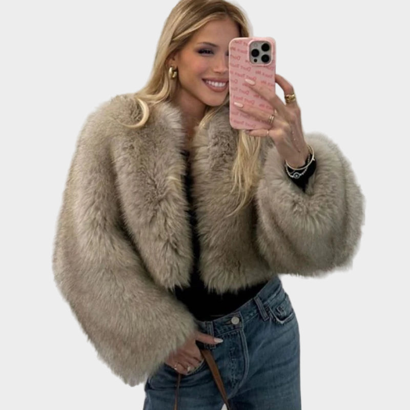 Amaya mīkstās kažokādas ombre jaka ar modes nedēļas iedvesmu