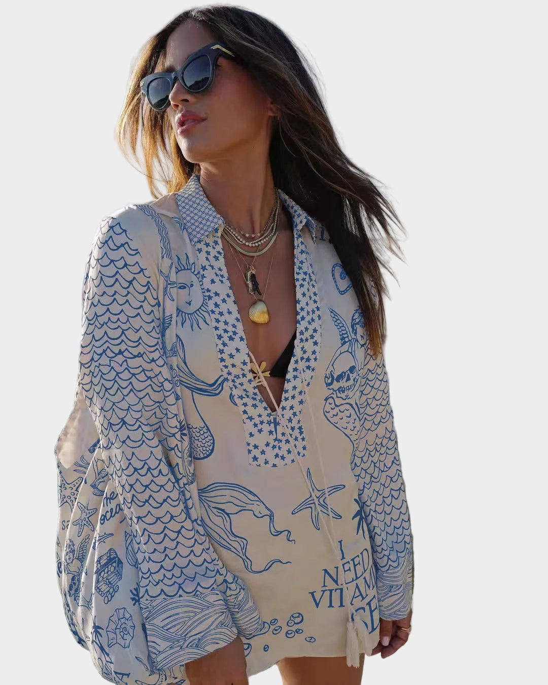 Clara satīna apdrukas komplekts ar V veida kakla blūzi un gludām līnijām