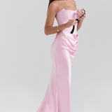 Lilijas formas garā kleita 